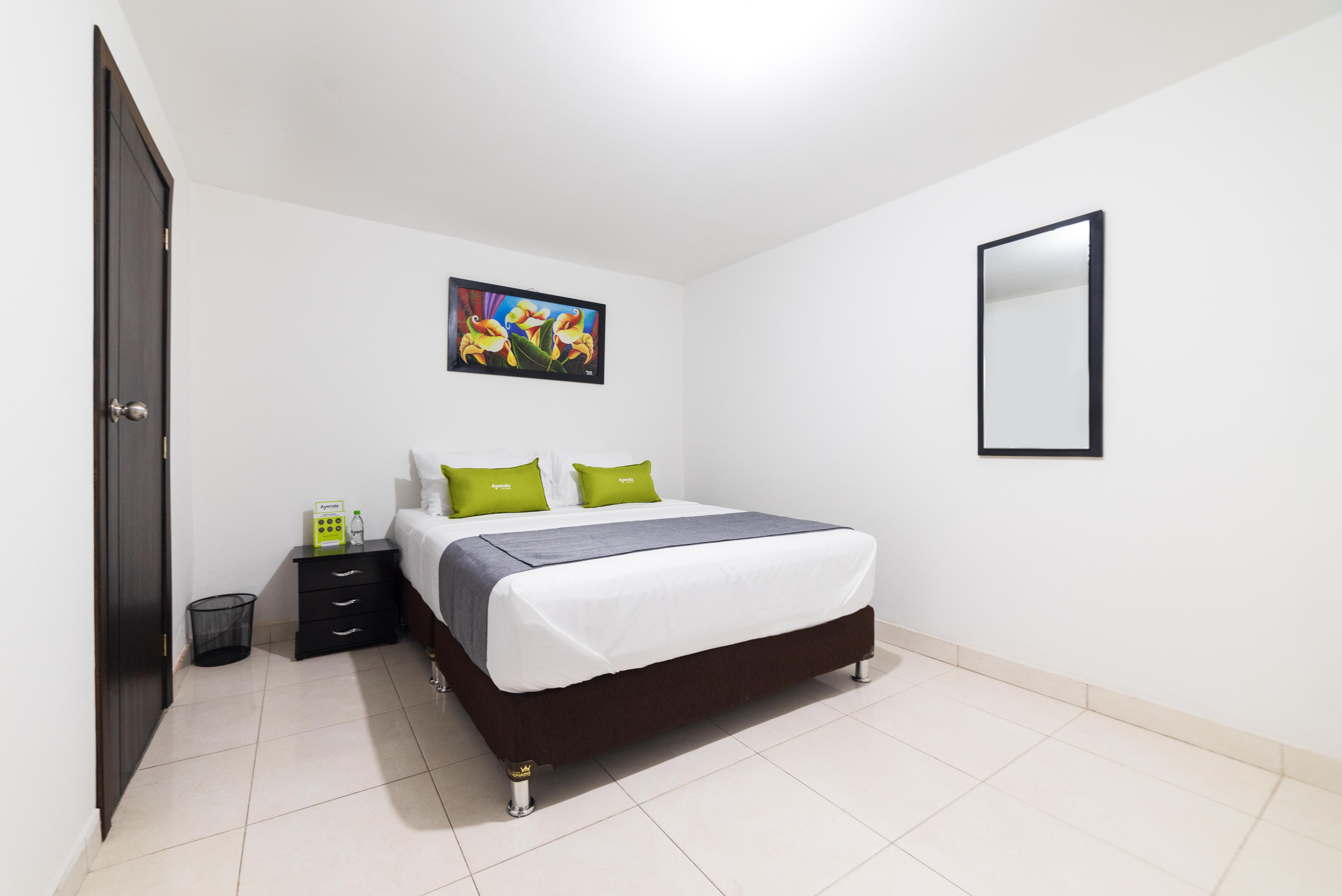 Ayenda 1045 Boutique Aeropuerto Hotel Богота Екстериор снимка