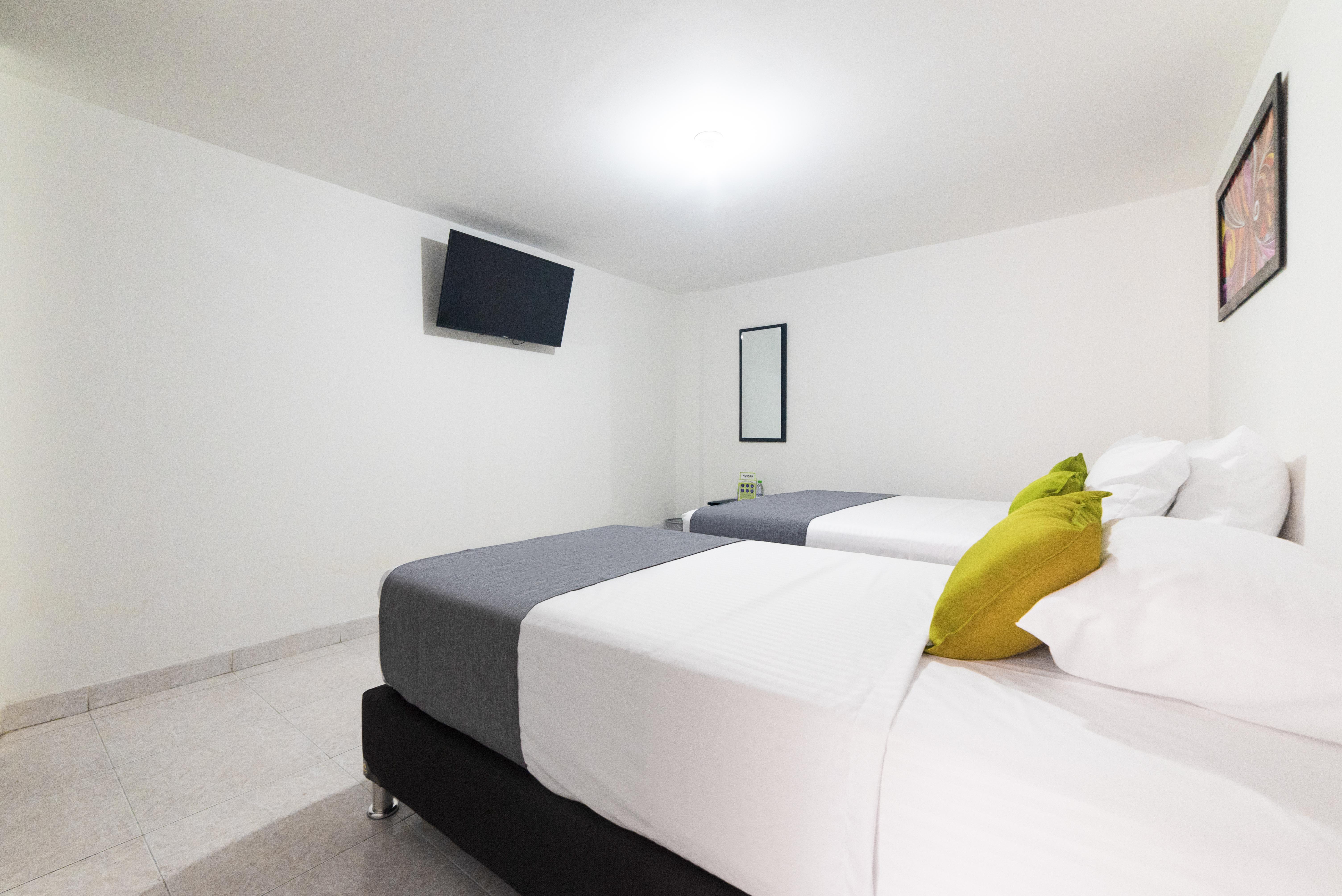 Ayenda 1045 Boutique Aeropuerto Hotel Богота Екстериор снимка