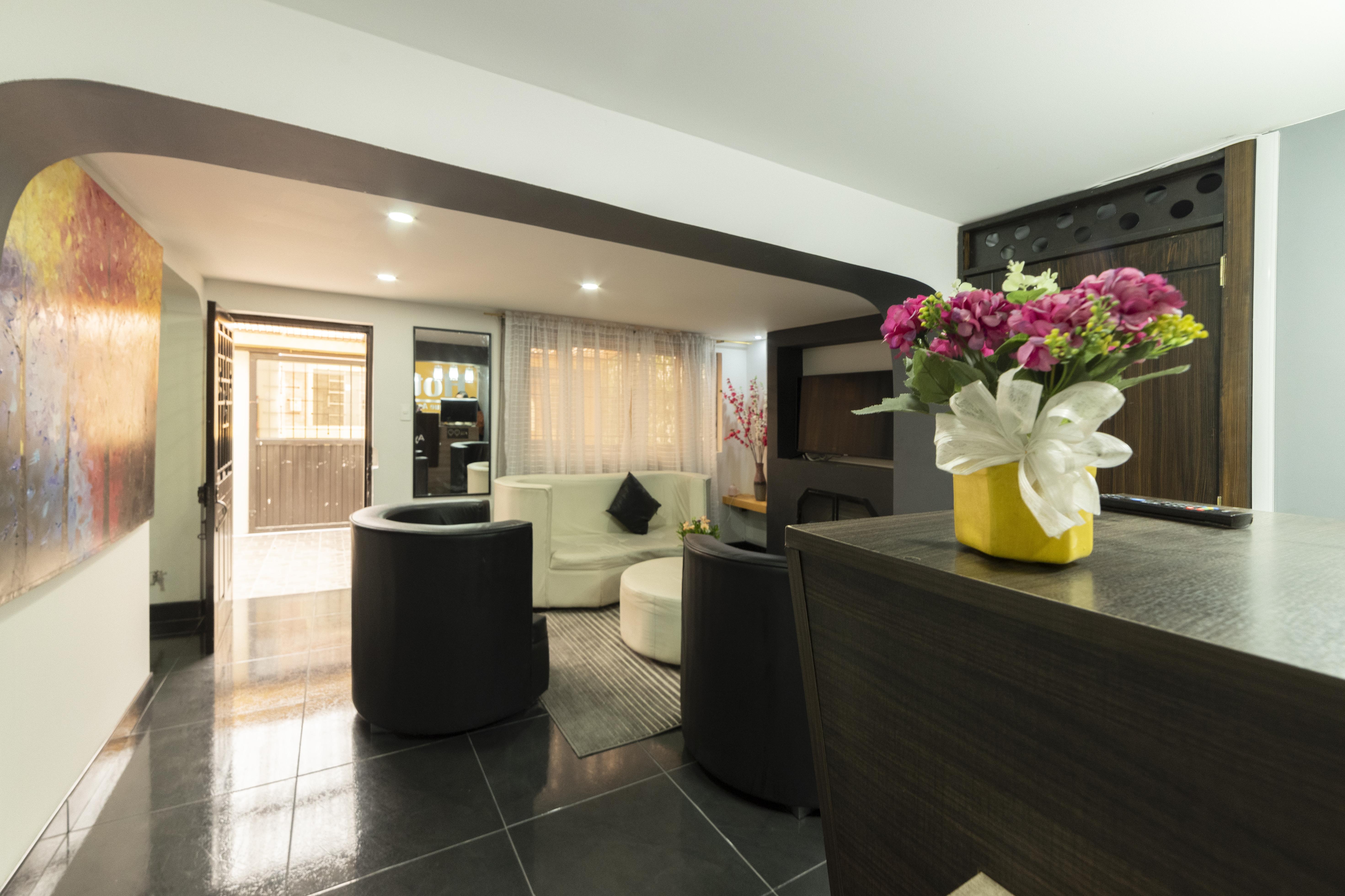 Ayenda 1045 Boutique Aeropuerto Hotel Богота Екстериор снимка
